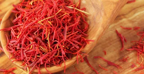 تصویر 2 از زعفران کادویی سحر خیز با بسته‌ بندی شیک مناسب هدیه